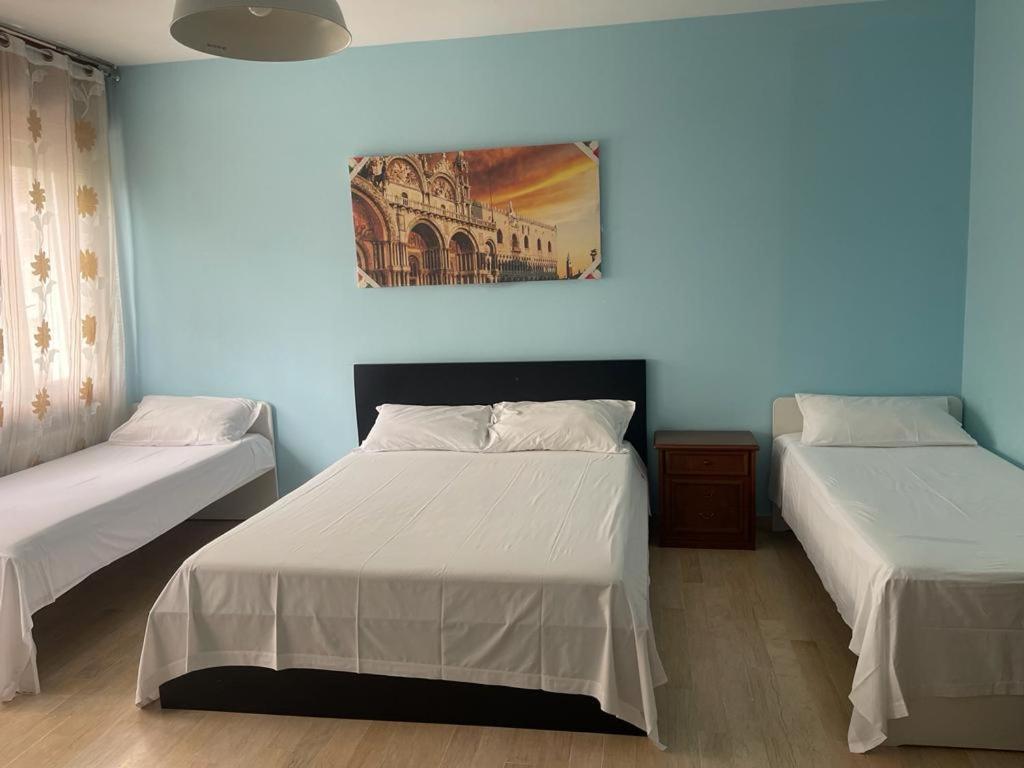 Venice Night 13 Family Room Mestre Exterior photo